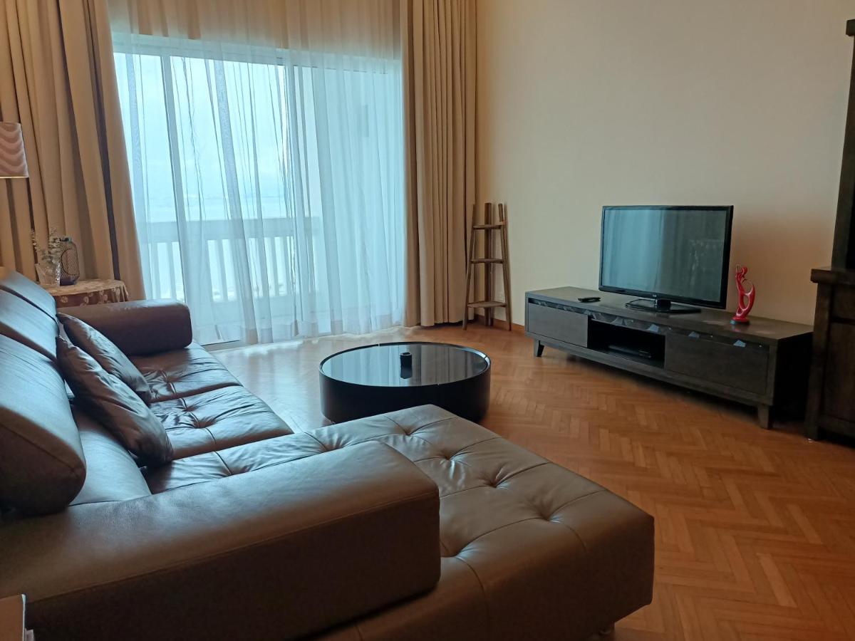 Straits Quay Marina Suites Penang By Aurorahomes Bagan Jermal Ngoại thất bức ảnh