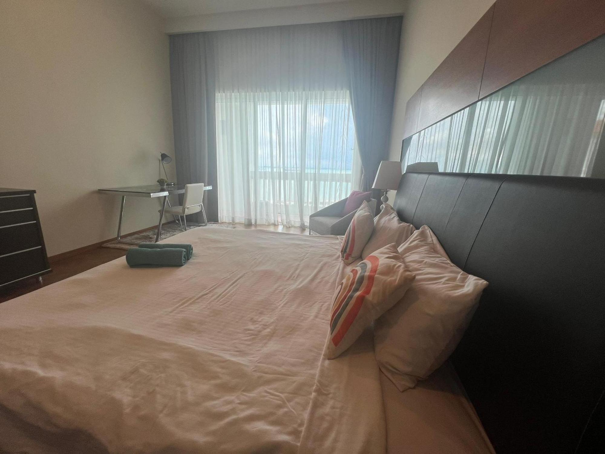 Straits Quay Marina Suites Penang By Aurorahomes Bagan Jermal Ngoại thất bức ảnh